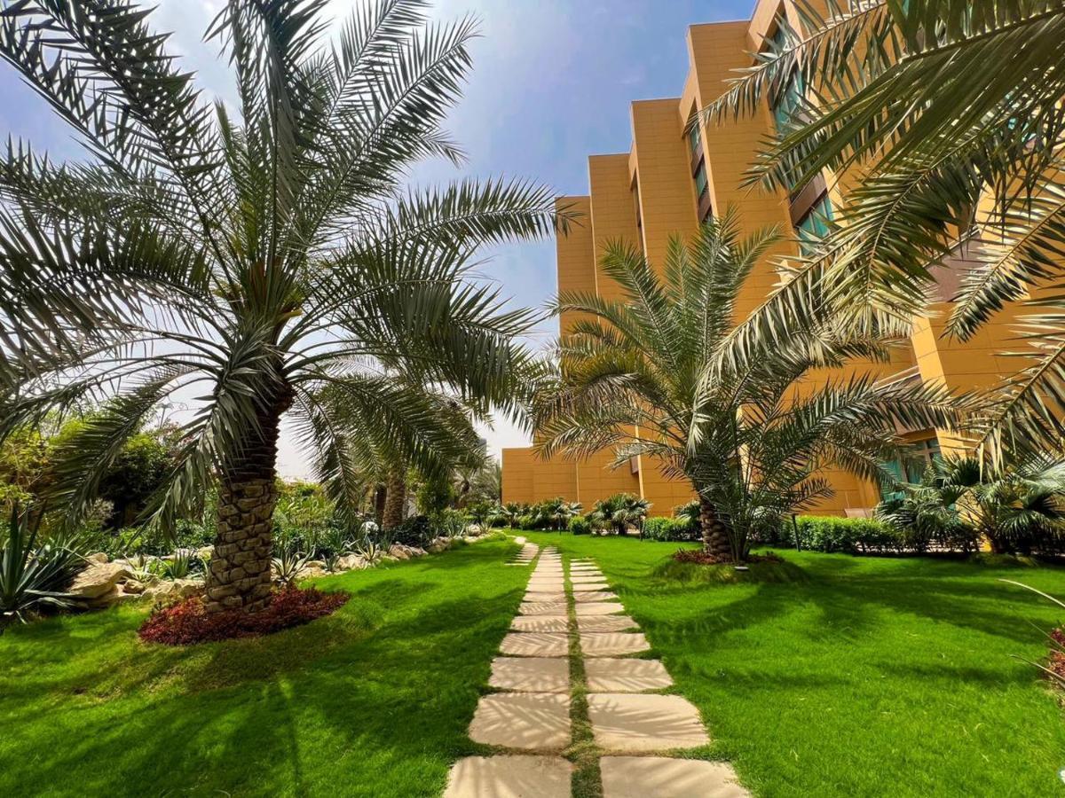 Grand Millennium Al Seef Basra Dış mekan fotoğraf