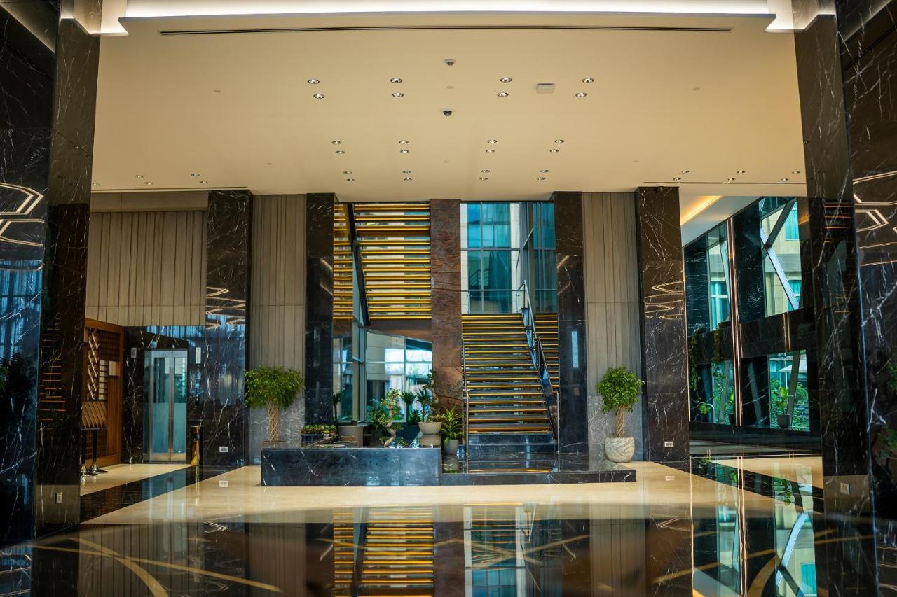 Grand Millennium Al Seef Basra Dış mekan fotoğraf